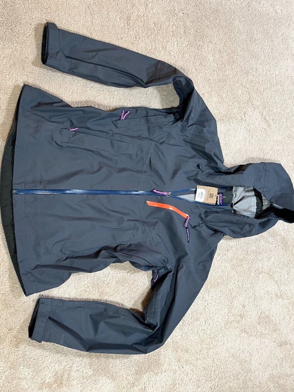 NWT NEW Patagonia Women's Granite Crest Rain Jacket 85420 Smolder Blue Medium M